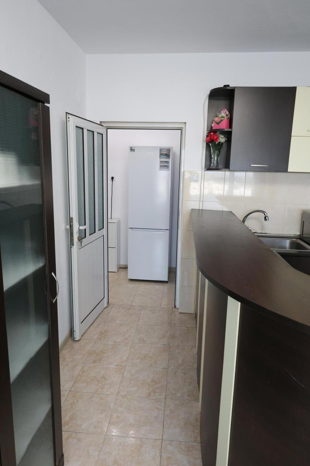 Kris Apartment Сандански Екстериор снимка