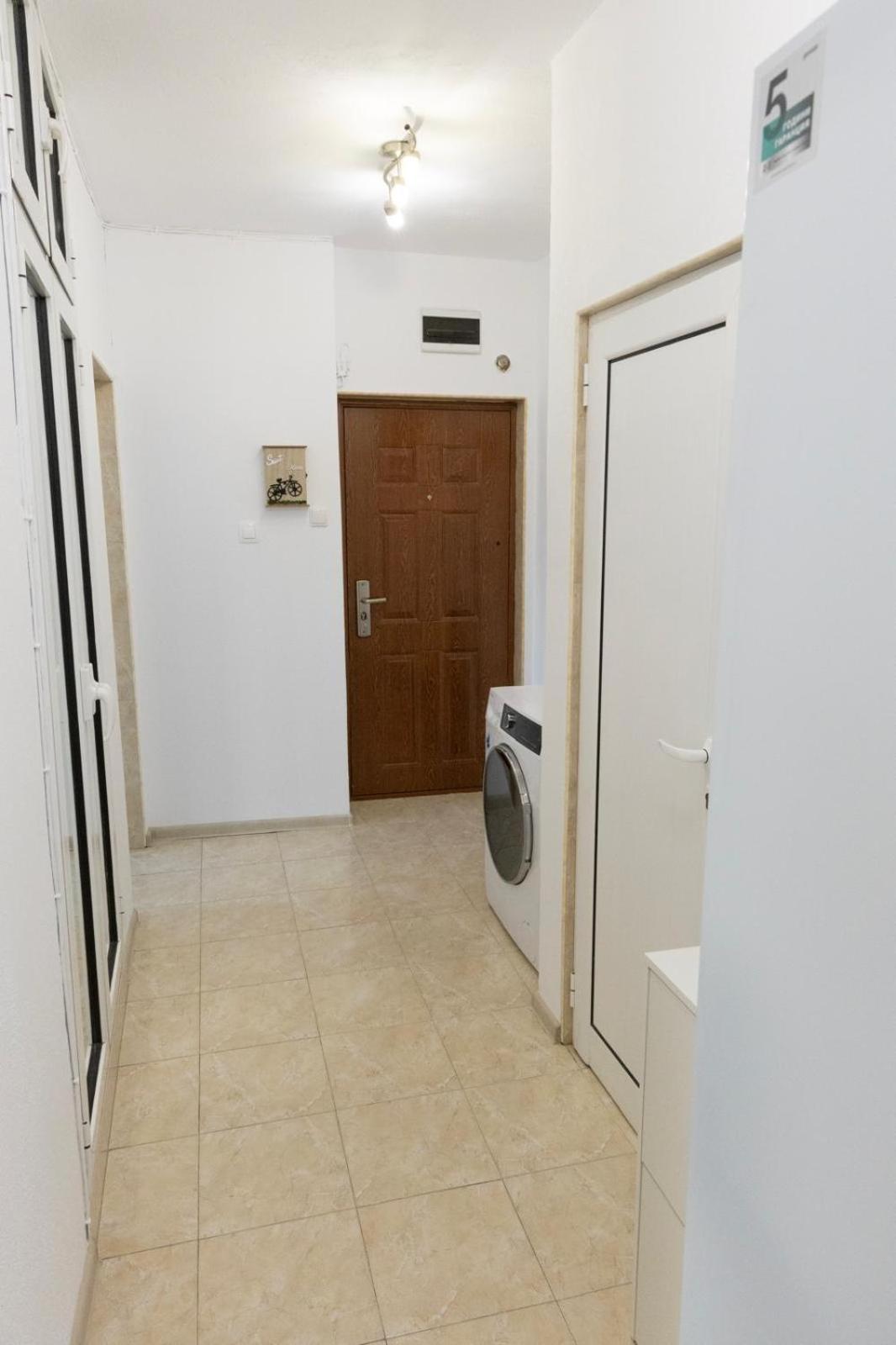 Kris Apartment Сандански Екстериор снимка
